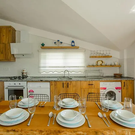 Ilker Apartman Kaş